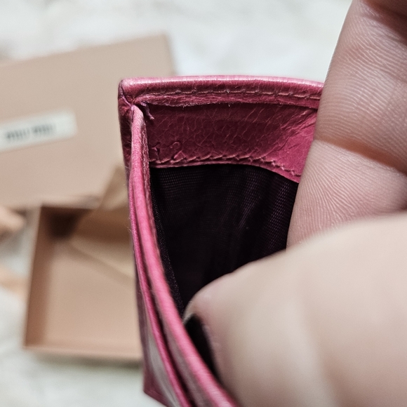 💓SOLD💓 MIU MIU Compact Wallet with Mirror (full inclusion) - Picture 7 of 14